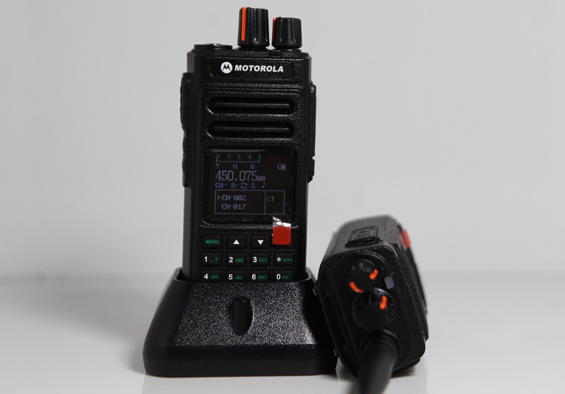 خرید فروش نمایندگی واکی تاکی قیمت بیسیم موتورولا CP-1600 برد بلند