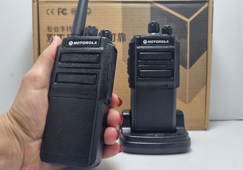 بیسیم موتورولا جی پی GP1800 Plus پلاس (5)